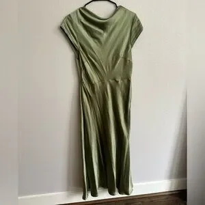 Selfie Leslie | Dresses | Selfie Leslie Lucinda Twist Back Midi Dress Green  Size Xl | Poshmark